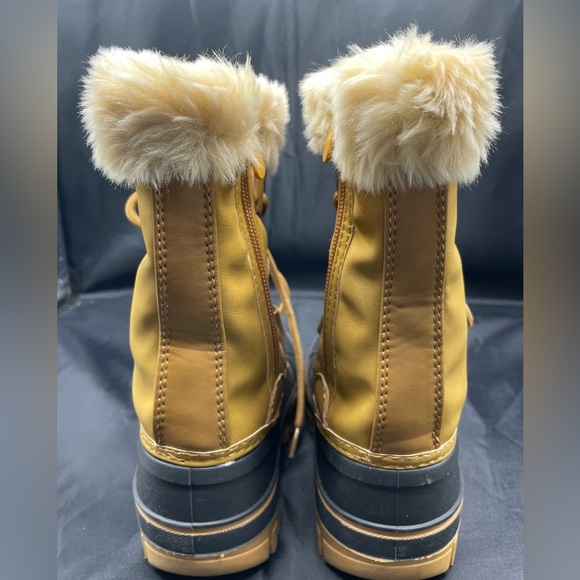 DREAM PAIRS Kids Faux Fur-Lined Ankle Winter Snow Boots, Size 10 - Picture 4 of 4